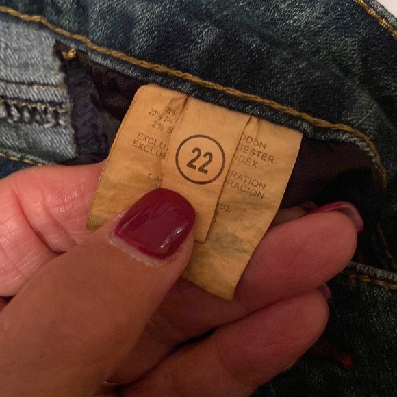 💥3 for $15💥♥️THESE JEANS $10♥️ Be-Girl Ankle Cuffed Jeans w/ Patches - Picture 6 of 12